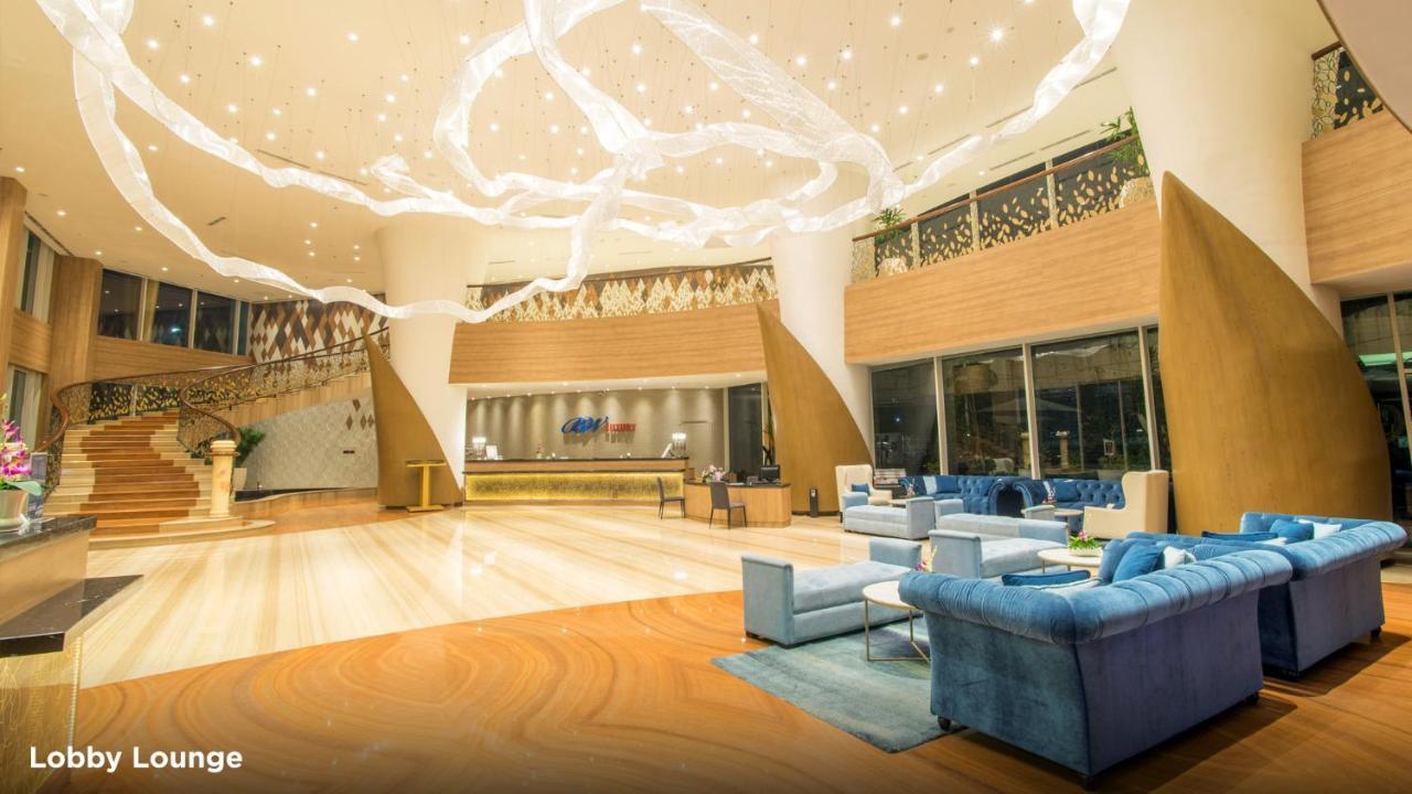 BW Luxury Hotel Джамби Екстериор снимка