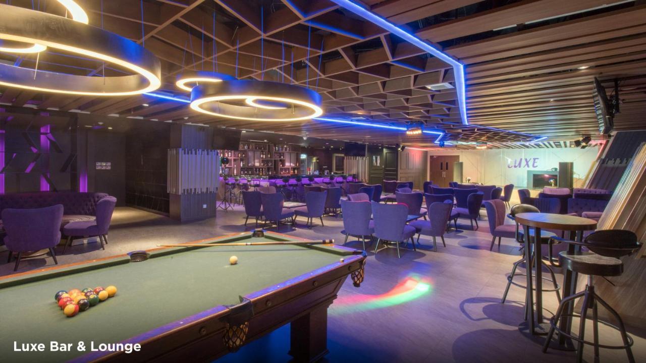 BW Luxury Hotel Джамби Екстериор снимка