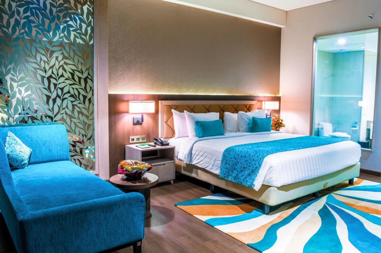 BW Luxury Hotel Джамби Екстериор снимка
