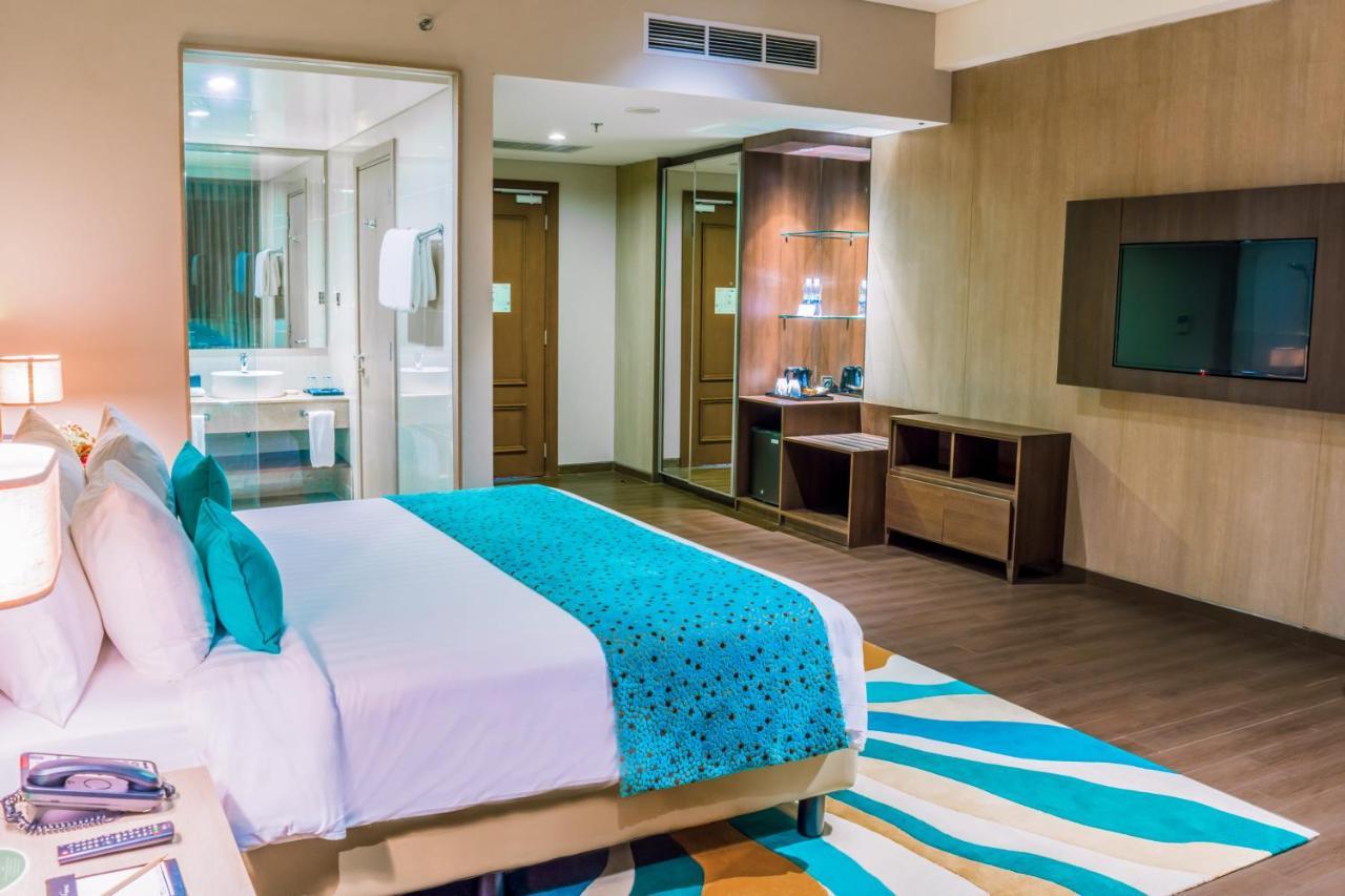 BW Luxury Hotel Джамби Екстериор снимка